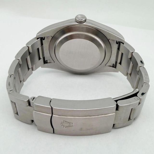 Rolex Oyster Perpetual 114300 Image 3